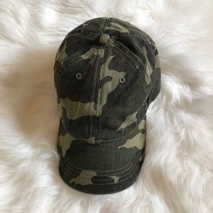 american eagle outfitters camo hat
